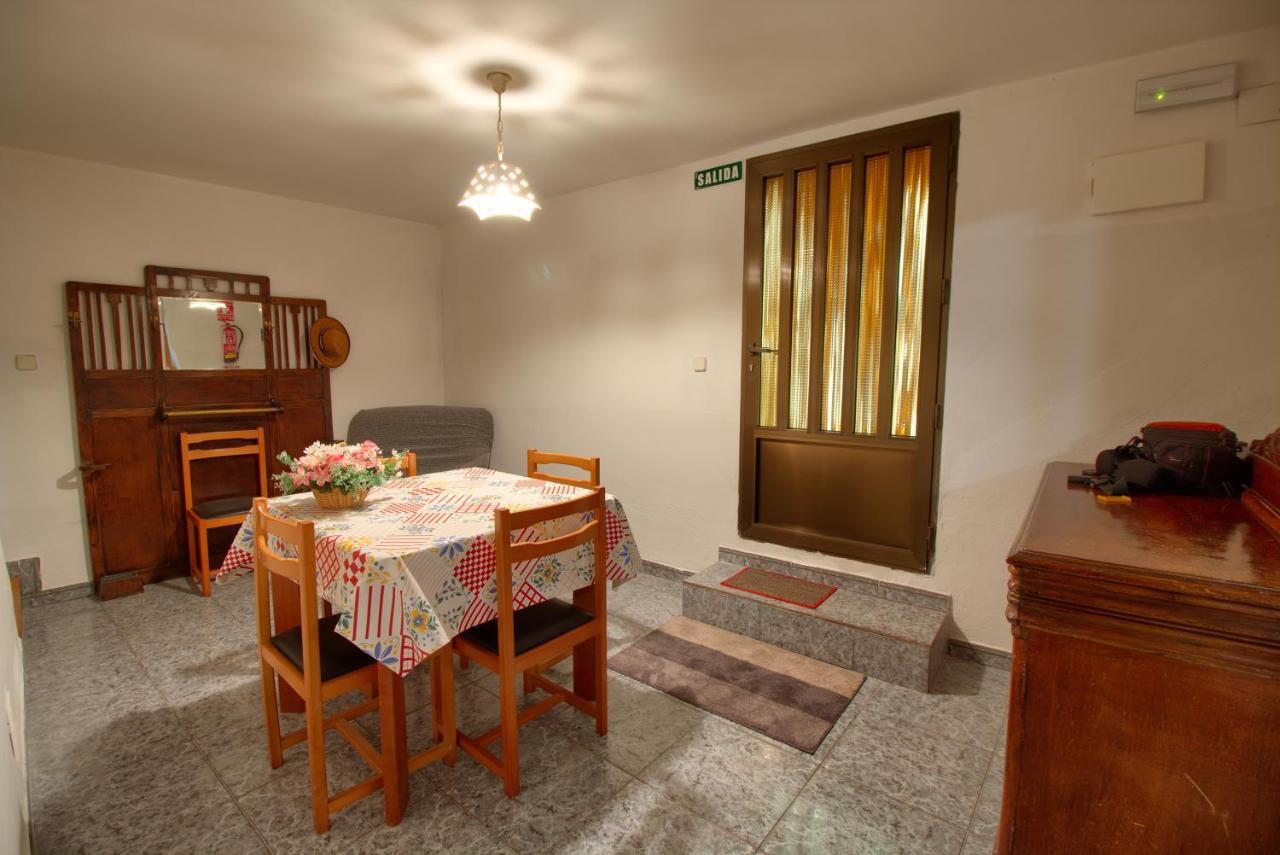Casa Rural El Hidalgo Valdecolmenas De Arriba Εξωτερικό φωτογραφία